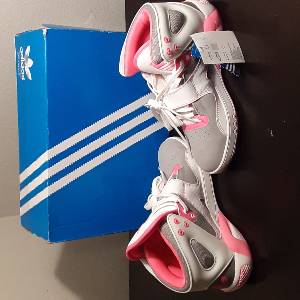 COPY - Adidas RoundHouse Originals